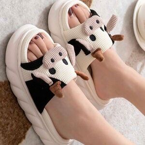Cute Cow Design Women's Slippers